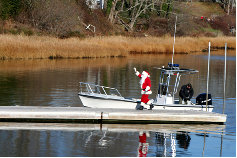 Santa arrives at Orleans Yacht Club for Christmas in Orleans